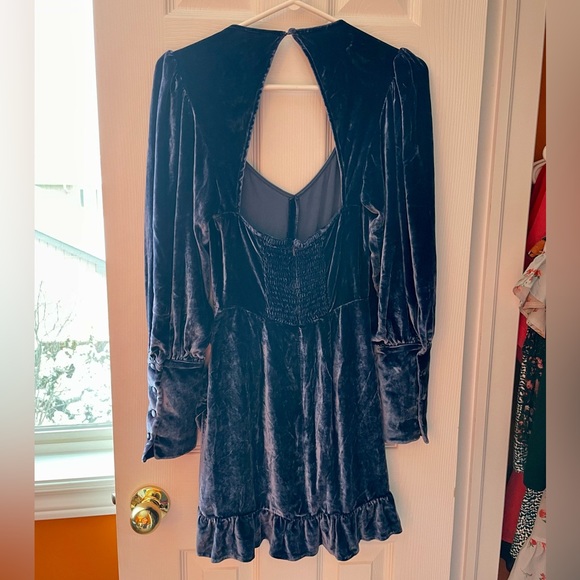 Reformation Fortune Dress - Picture 5 of 13